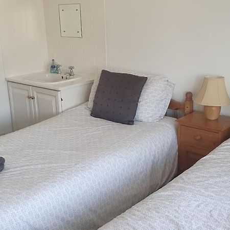 Private Rooms Just 19 Minutes From Central London Northfleet ภายนอก รูปภาพ