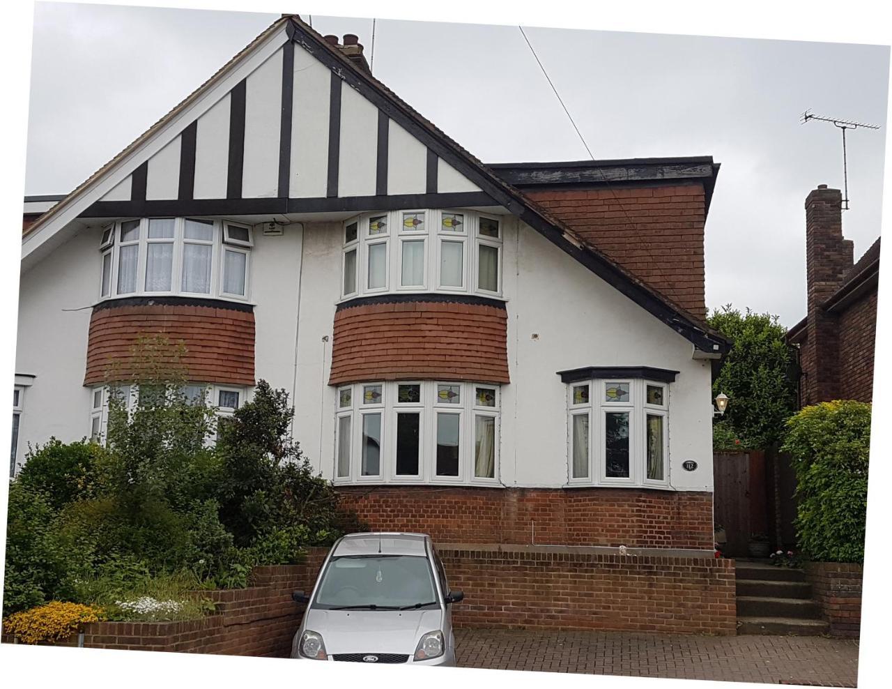 Private Rooms Just 19 Minutes From Central London Northfleet ภายนอก รูปภาพ